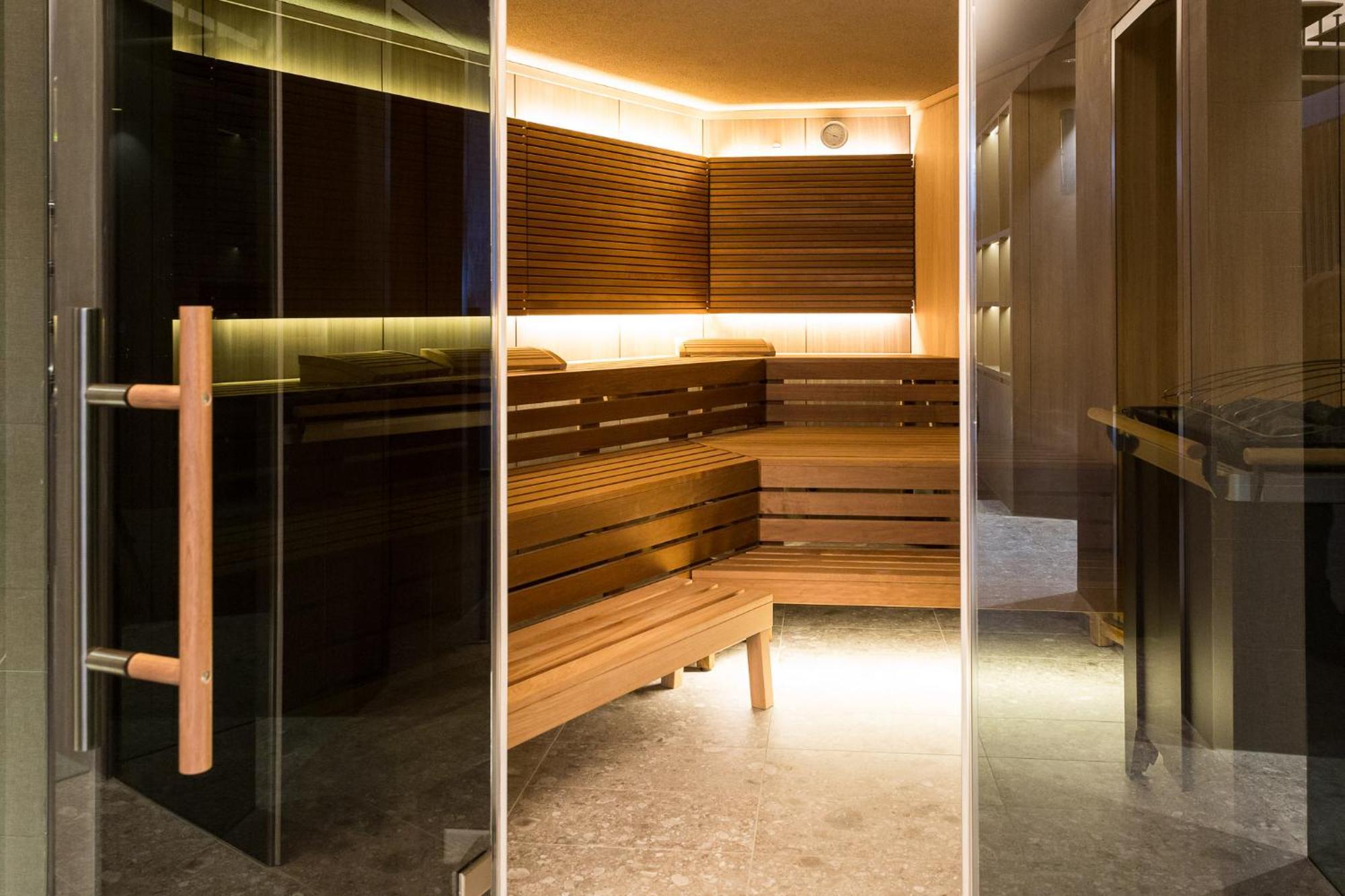 Апартаменты Anton Dolomites Hideaway Брунико Экстерьер фото